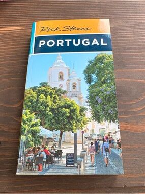 Rick Steves Portugal Travel Guide - 2023